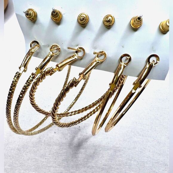 NWT Glamorous 6 Elegant Mix textured Big Gold Hoops and Studs Earring Set - Picture 3 of 4